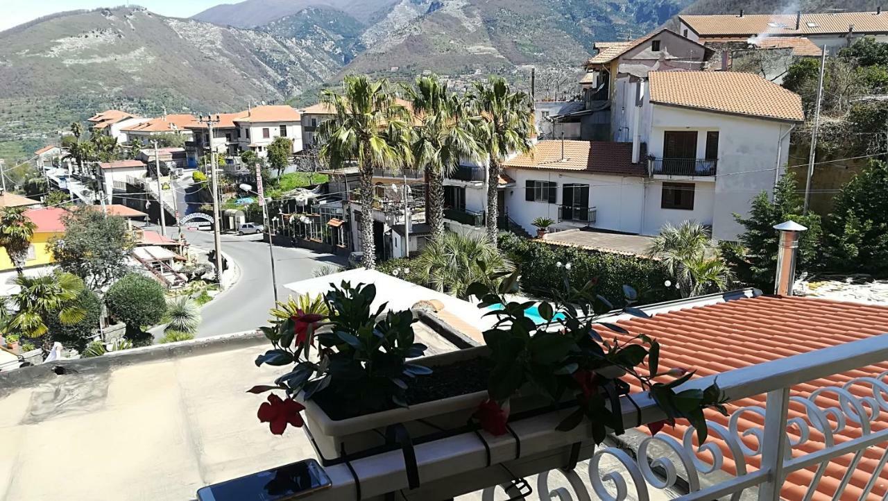 Appartamento Mare E Monti Pimonte Bagian luar foto
